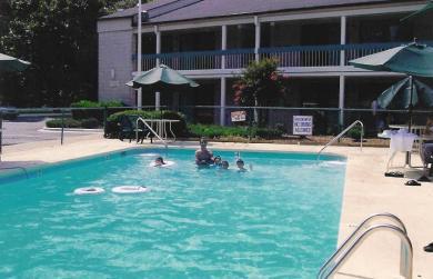 שרלוט Brookwood Inn מראה חיצוני תמונה
